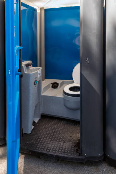 Best Construction site porta potty rental  in El Cerro, NM